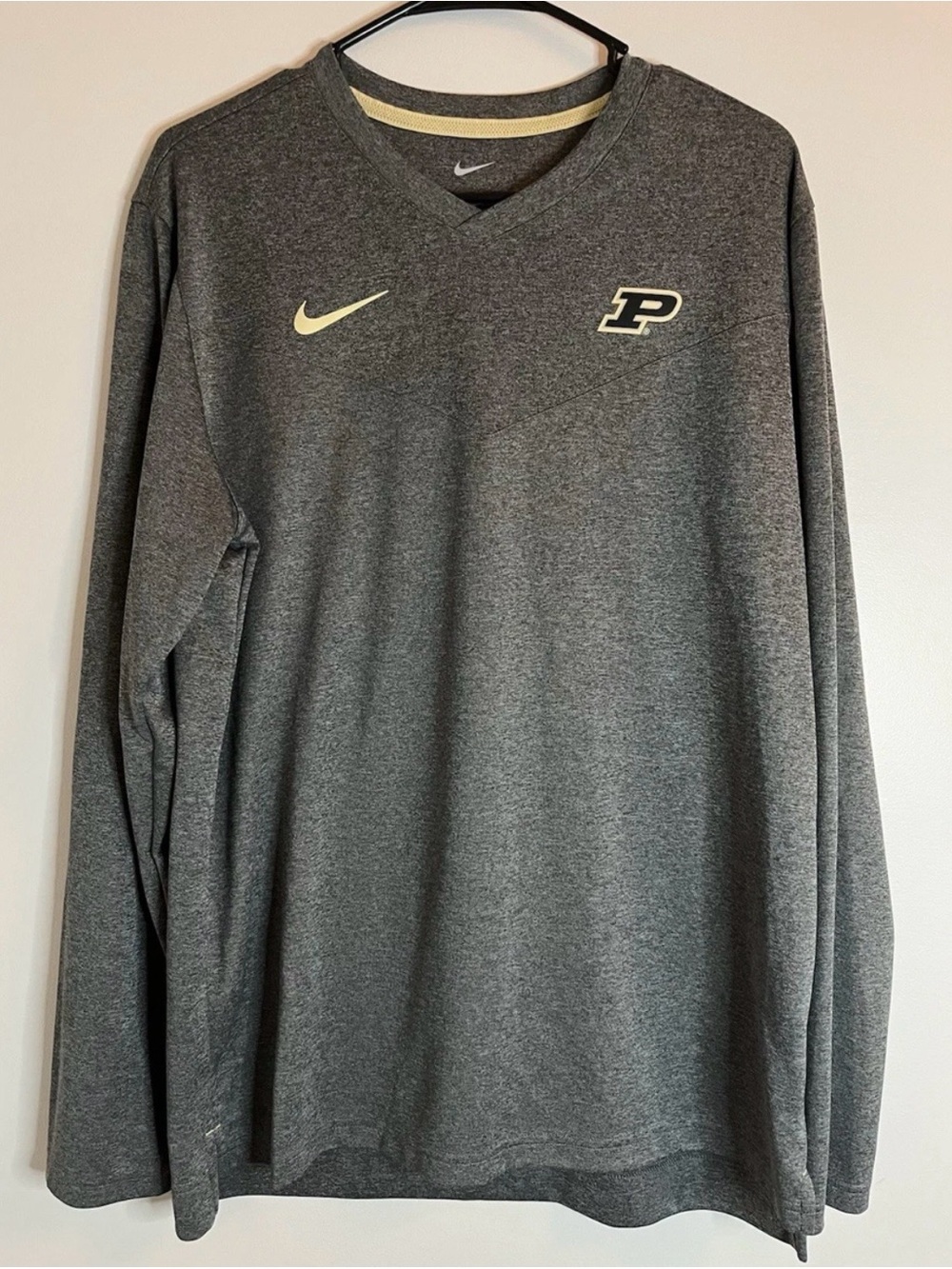Nike Purdue Boilermakers Long Sleeve Dri-Fit V-Neck T-Shirt Gray Men’s 2XL XXL